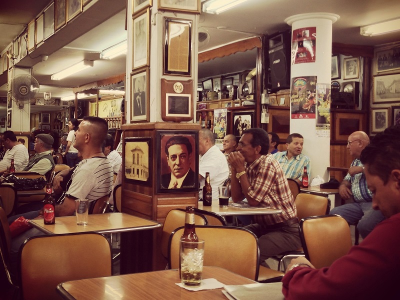 Salon Malaga Tango Cafe